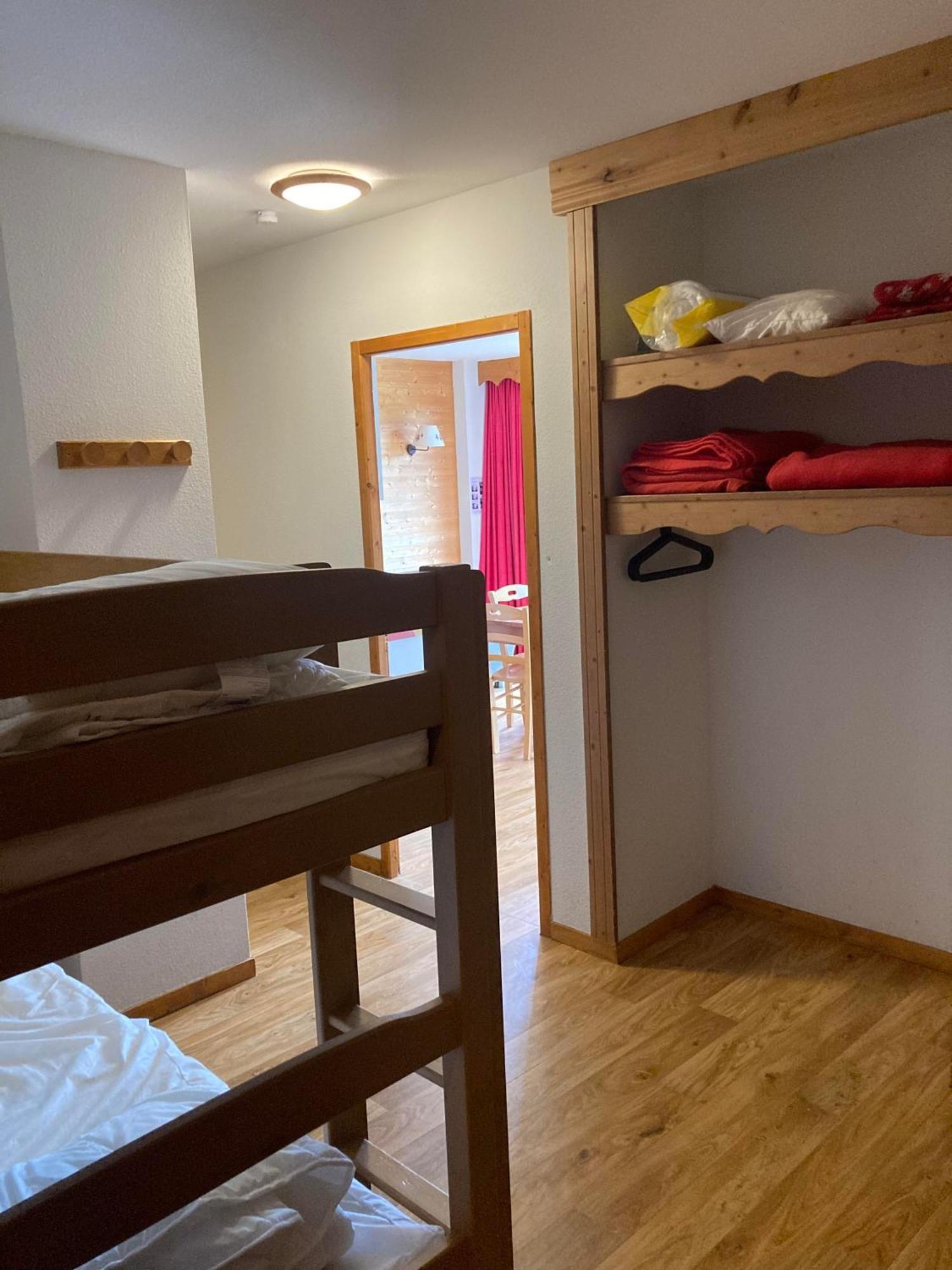 Appartement Pied Des Pistes, Terrasse Wifi Et Parking Chamrousse Luaran gambar
